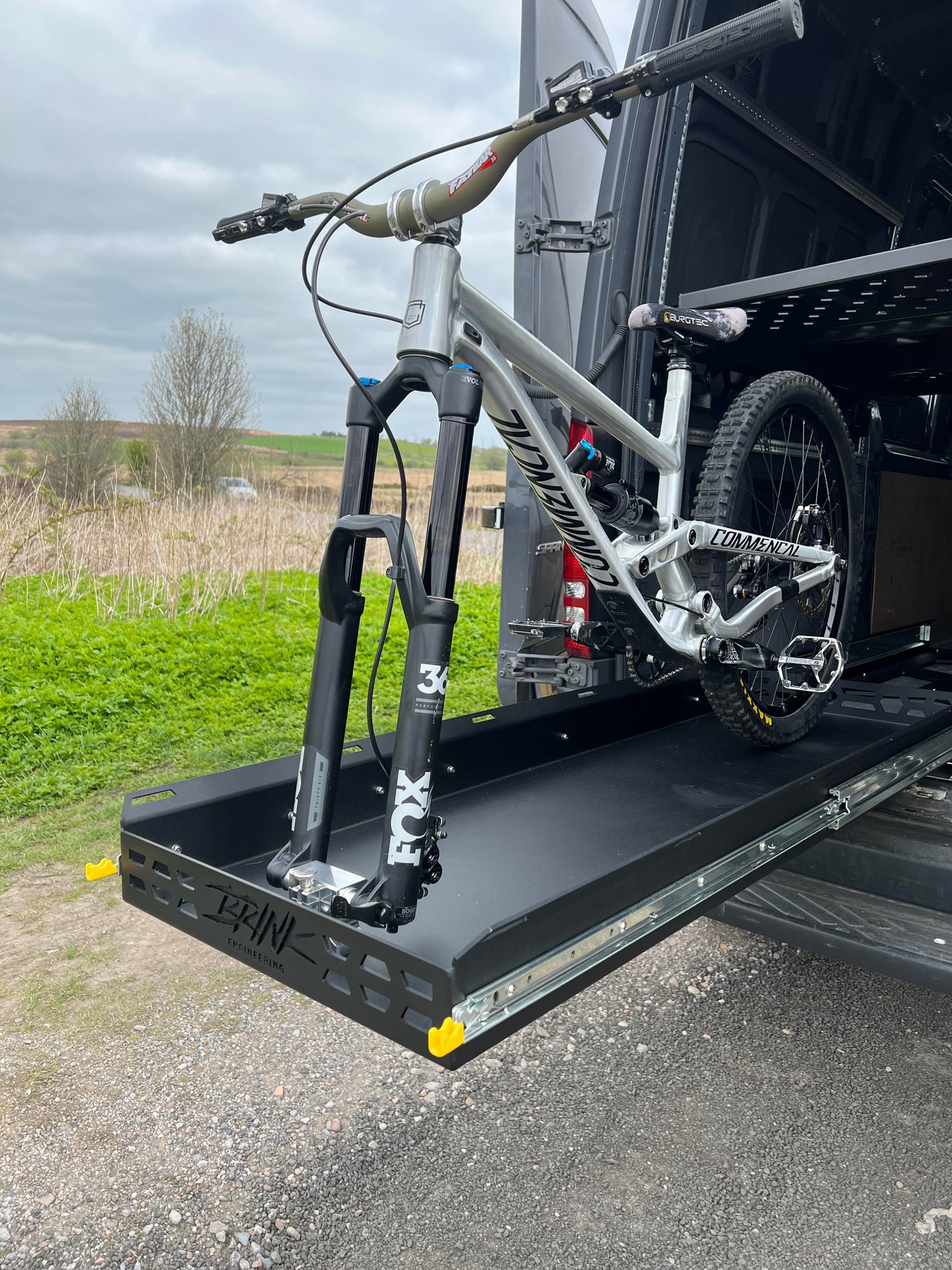 Slide out MTB & Gear Tray